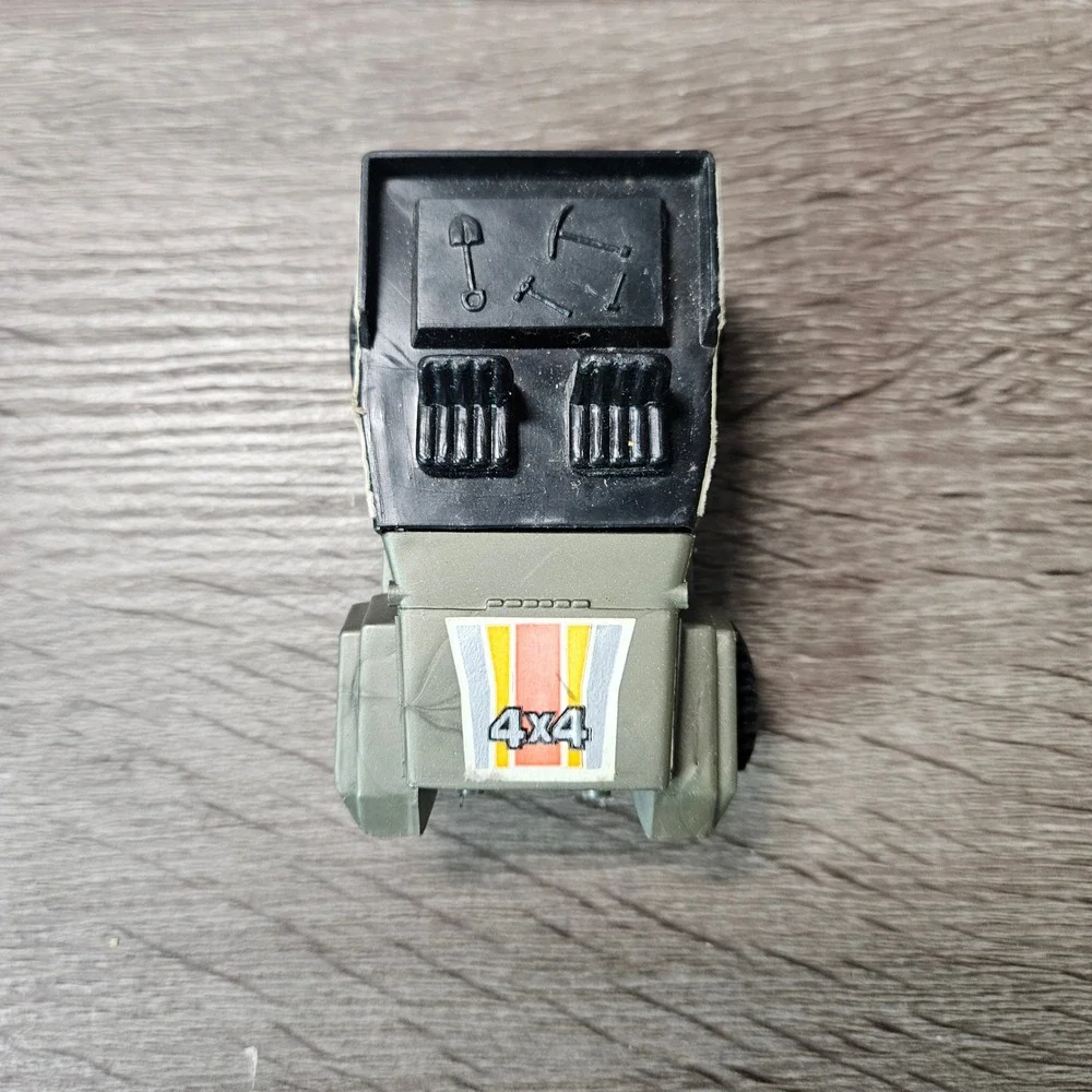 Vintage 4x4 Toy Jeep Battery Operated Olive Green Made in Hong Kong 3 Inch